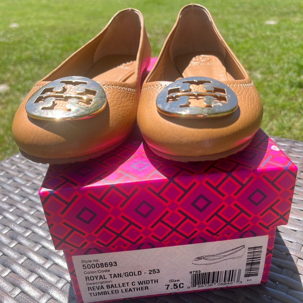 Tory Burch Flats 7.5 NEW